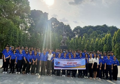 Lễ kết nạp đoàn trường THCS Phú Hòa ngày 26/3/2021
