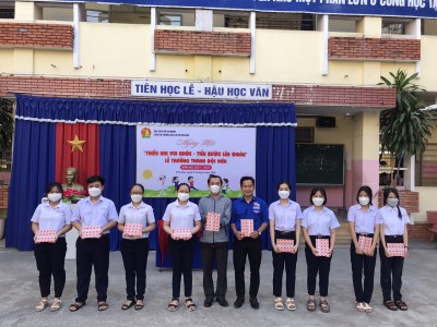 trưởng thành đội