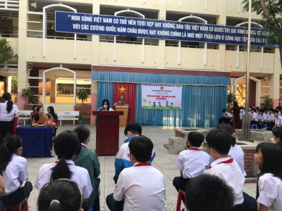 TIẾN BƯỚC LÊN ĐOÀN