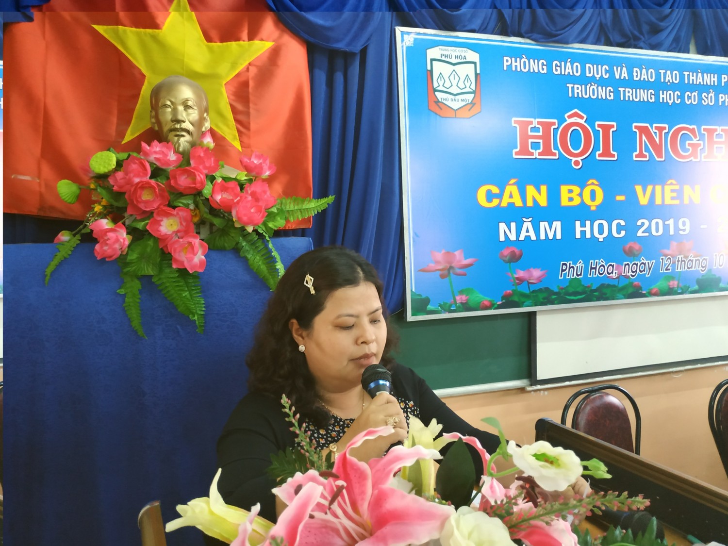 Hội nghị cán bộ, công chức, viên chức, người lao động năm học 2019-2020